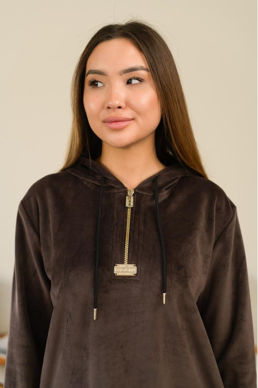 Костюм брючный из из микро велюра